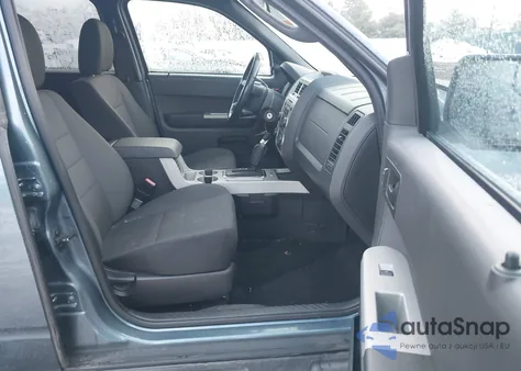 2012 Ford Escape Xlt z USA, uszkodzony, nr VIN 1FMCU9D74CKB65972